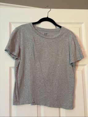 GAP Light Heather Gray Crew Neck Tee